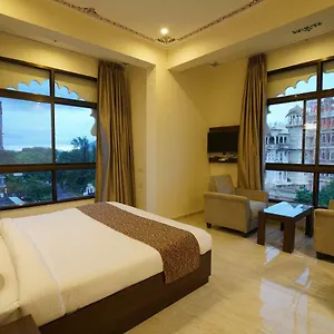 https://the-lake-view-palace.udaipurhotels.org